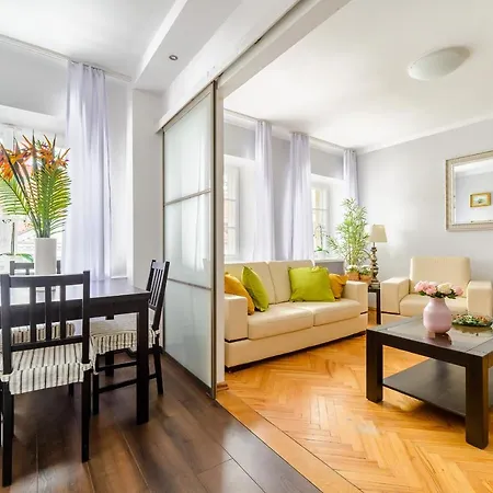 Designer On Plac Zamkowy Apartment Warsaw